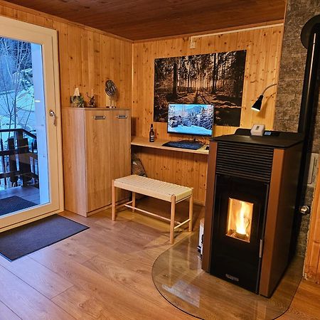 Bovernier Petit Chalet Rustique Et Bucolique מראה חיצוני תמונה