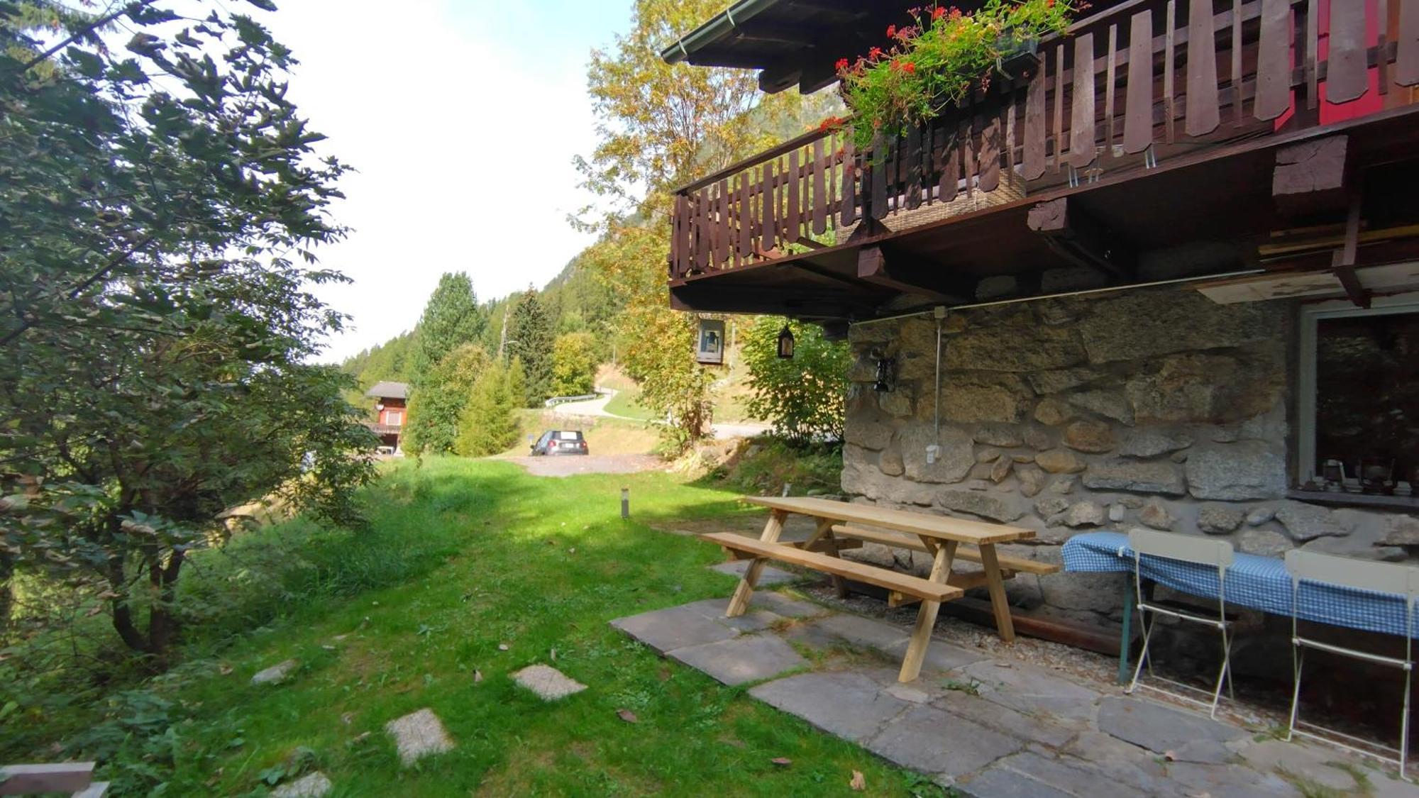 Bovernier Petit Chalet Rustique Et Bucolique מראה חיצוני תמונה