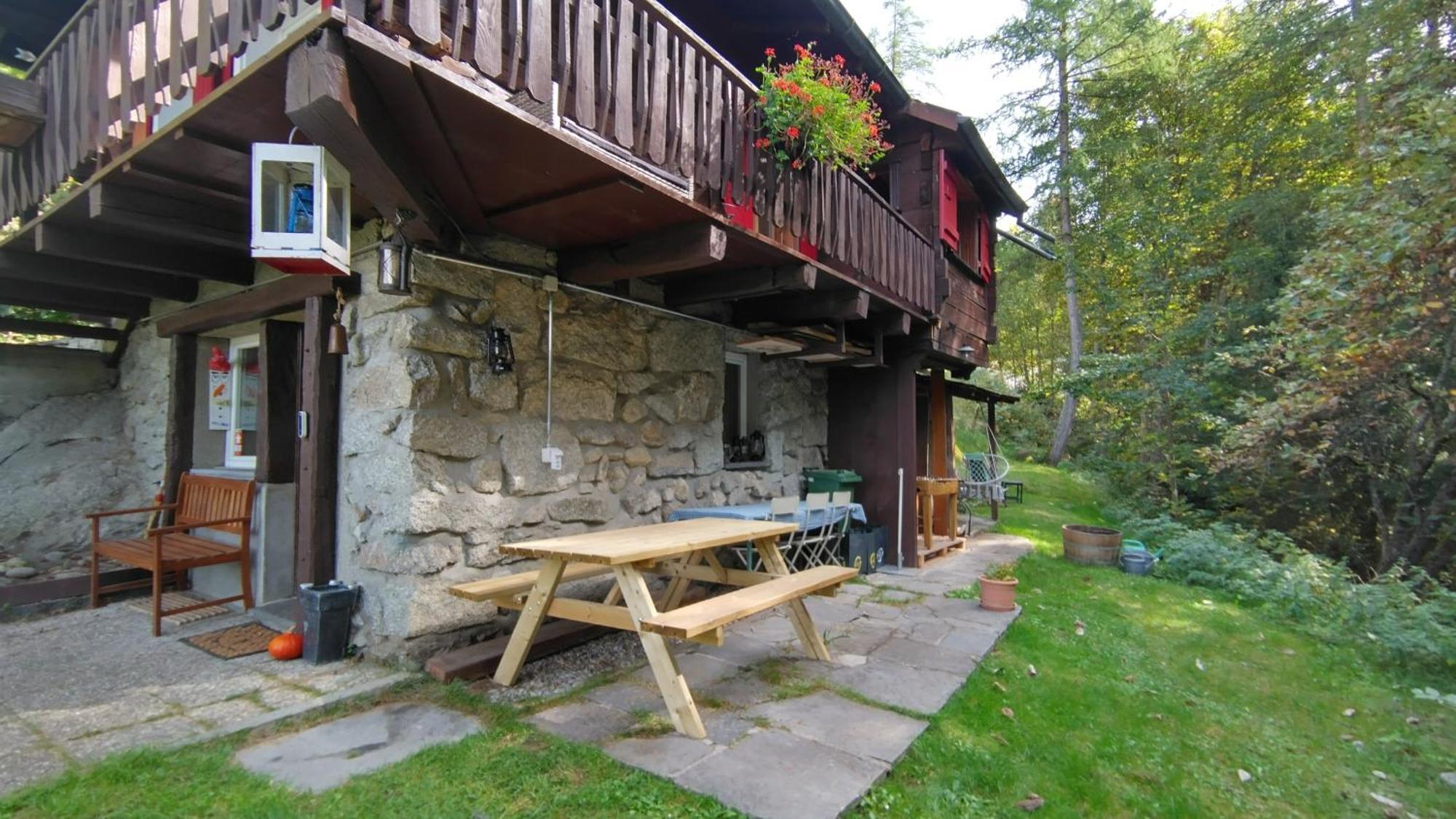 Bovernier Petit Chalet Rustique Et Bucolique מראה חיצוני תמונה