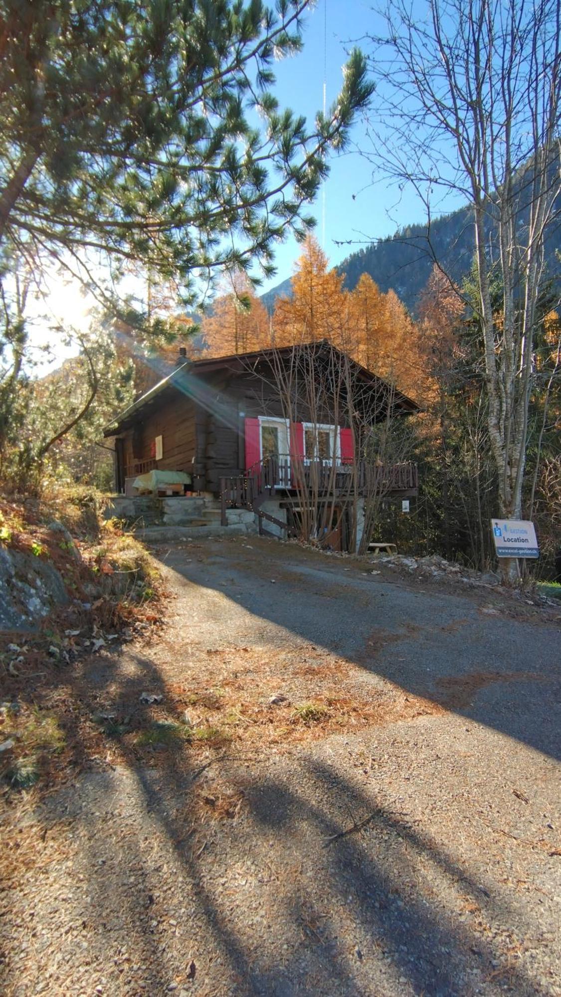 Bovernier Petit Chalet Rustique Et Bucolique מראה חיצוני תמונה