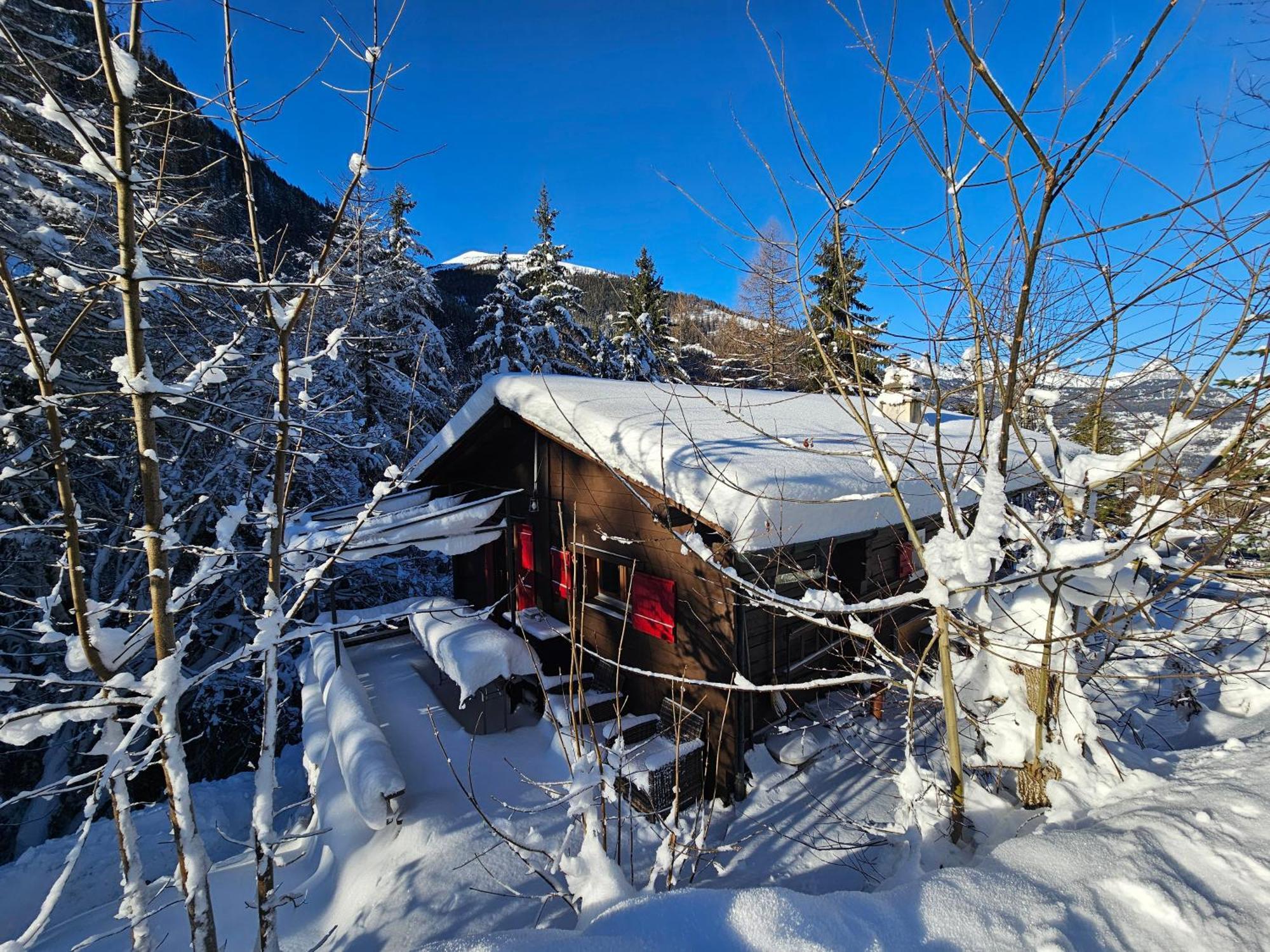 Bovernier Petit Chalet Rustique Et Bucolique מראה חיצוני תמונה
